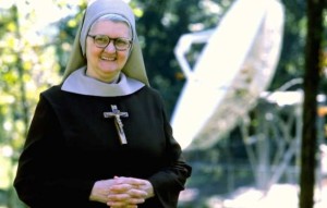 Mother Angelica pioneer in religious broadcasting dies at age 92. (image courtesy of: thecatholiccatalogue.com)